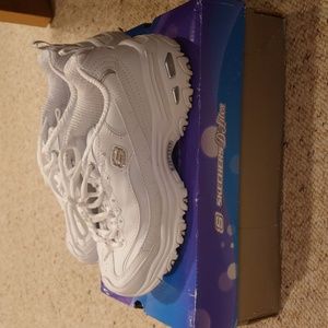 Sketchers D'Lites sneakers